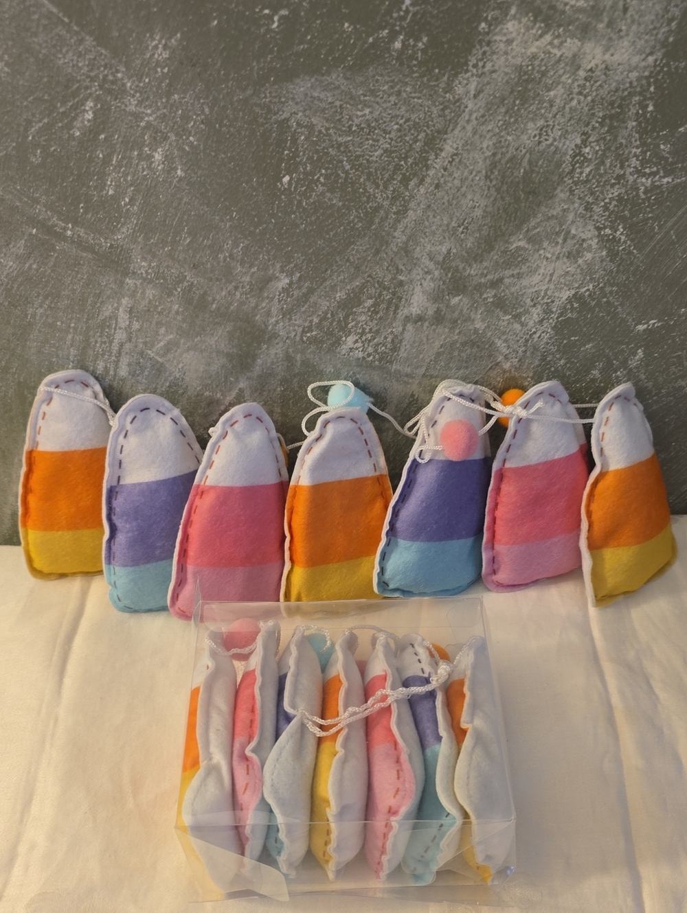 2 Candy Corn Garland, 6ft Long New - Picture 5 of 5